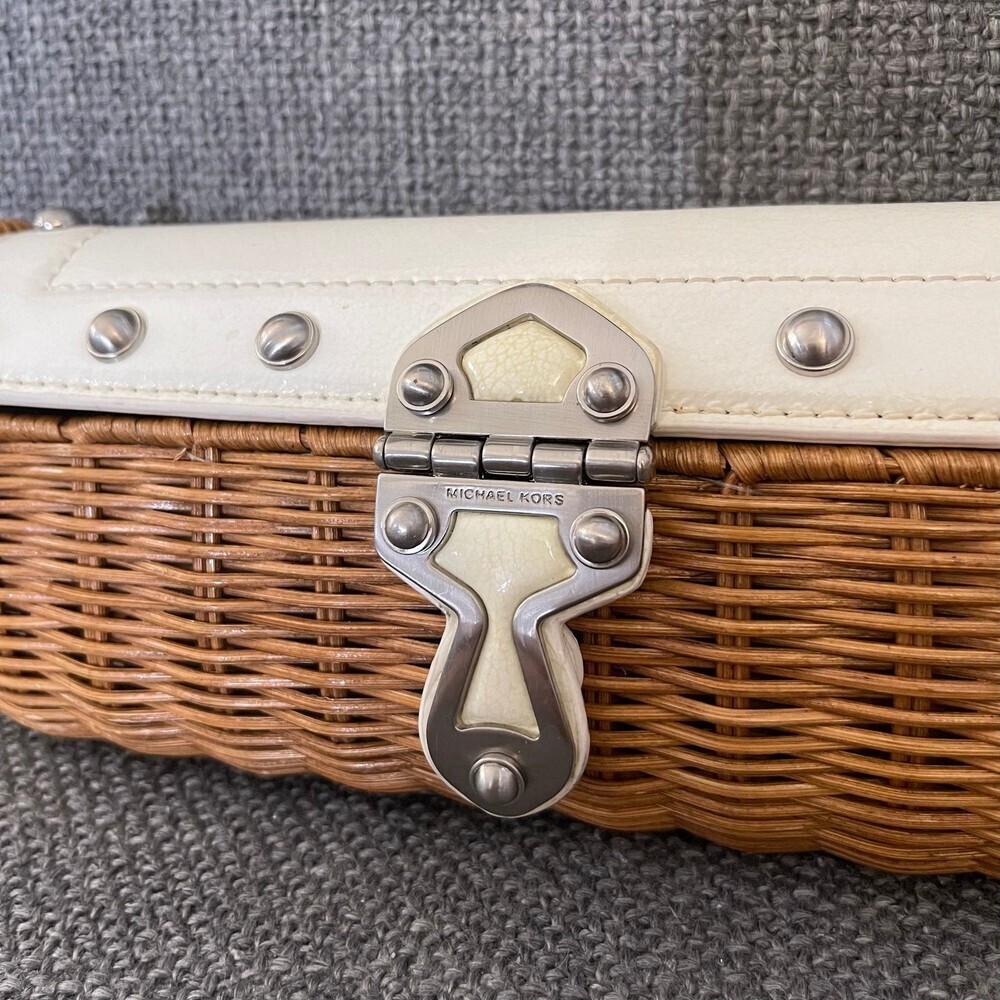 Small Vtg Michael Kors Rattan Wicker Clutch - Picture 6 of 12